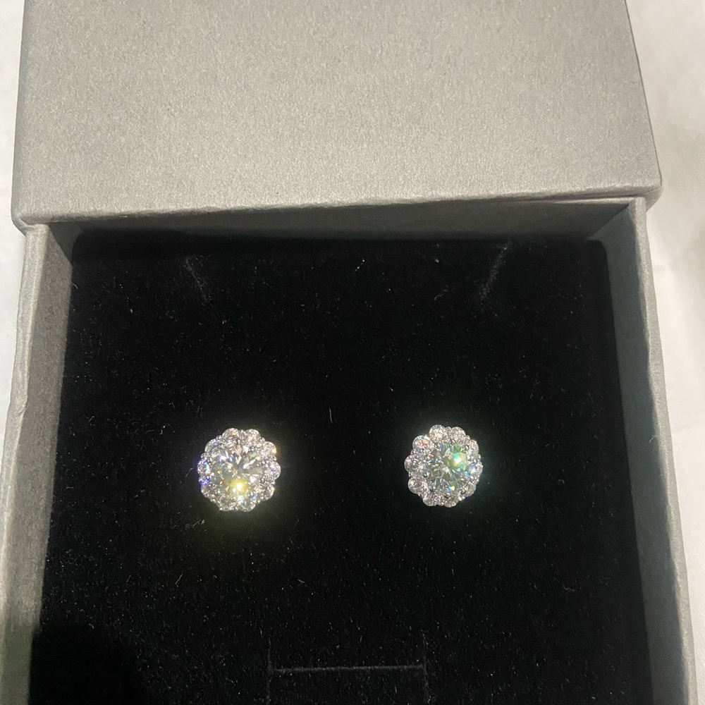 1 ct moissanite Diamond earrings